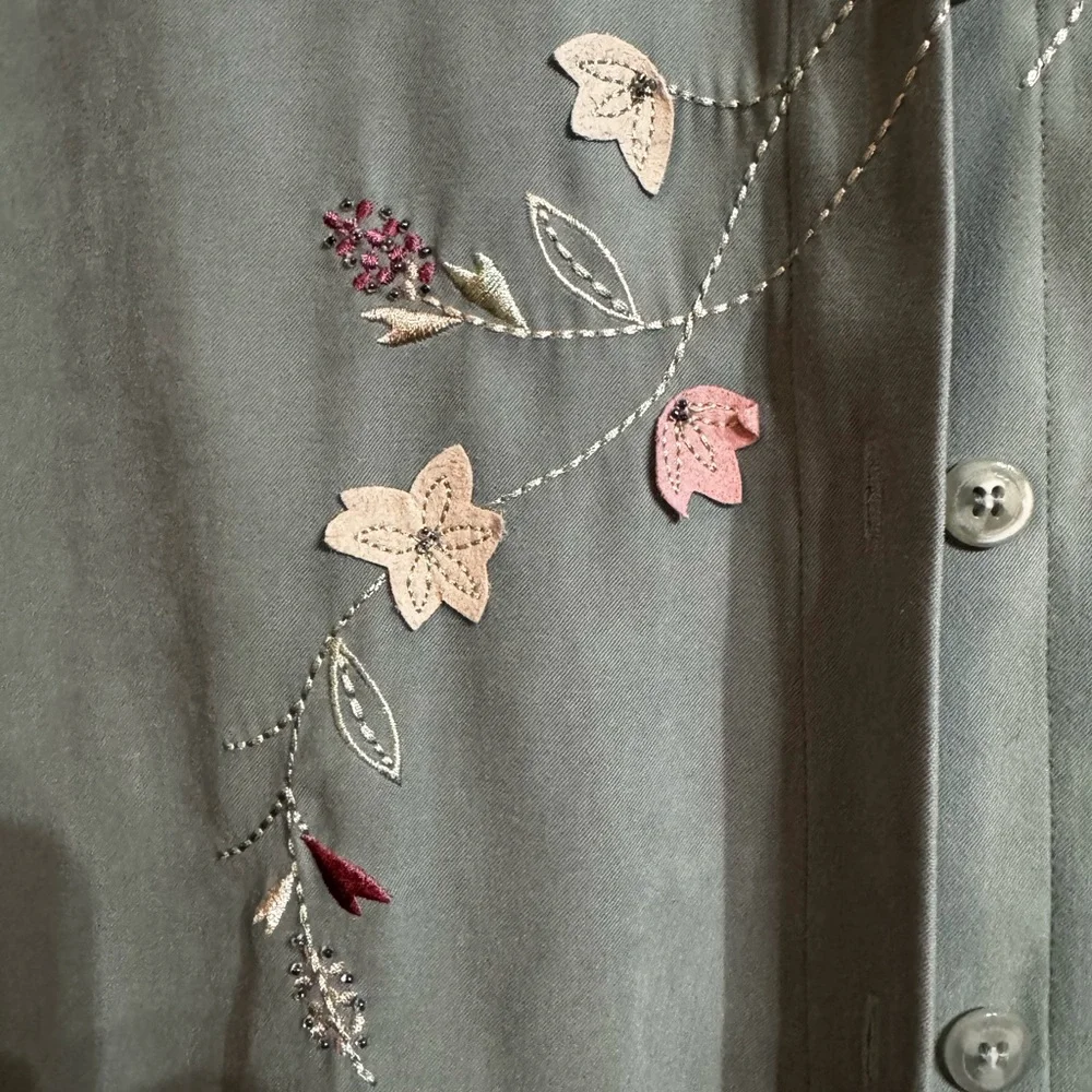 Embroidered Floral Women's Jacket - Green - Picture 2 of 7